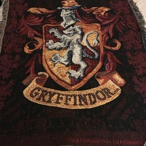 Gryffindor Harry Potter knit blanket